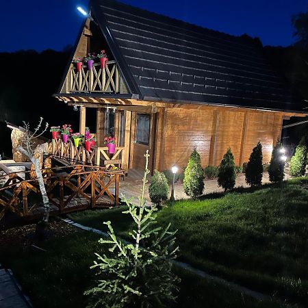 Apartmani Joka I Drvene Kucice Rednek Kültér fotó