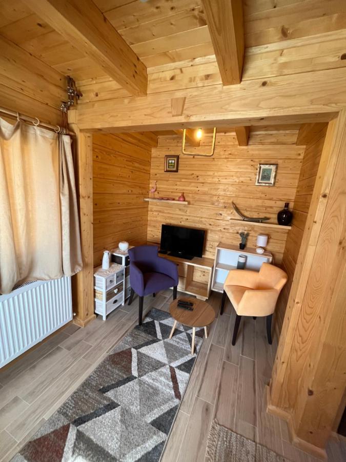 Apartmani Joka I Drvene Kucice Rednek Kültér fotó